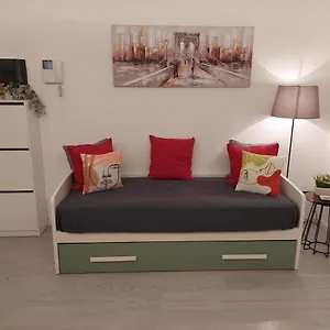 https://gg-house.it-lombardy.com